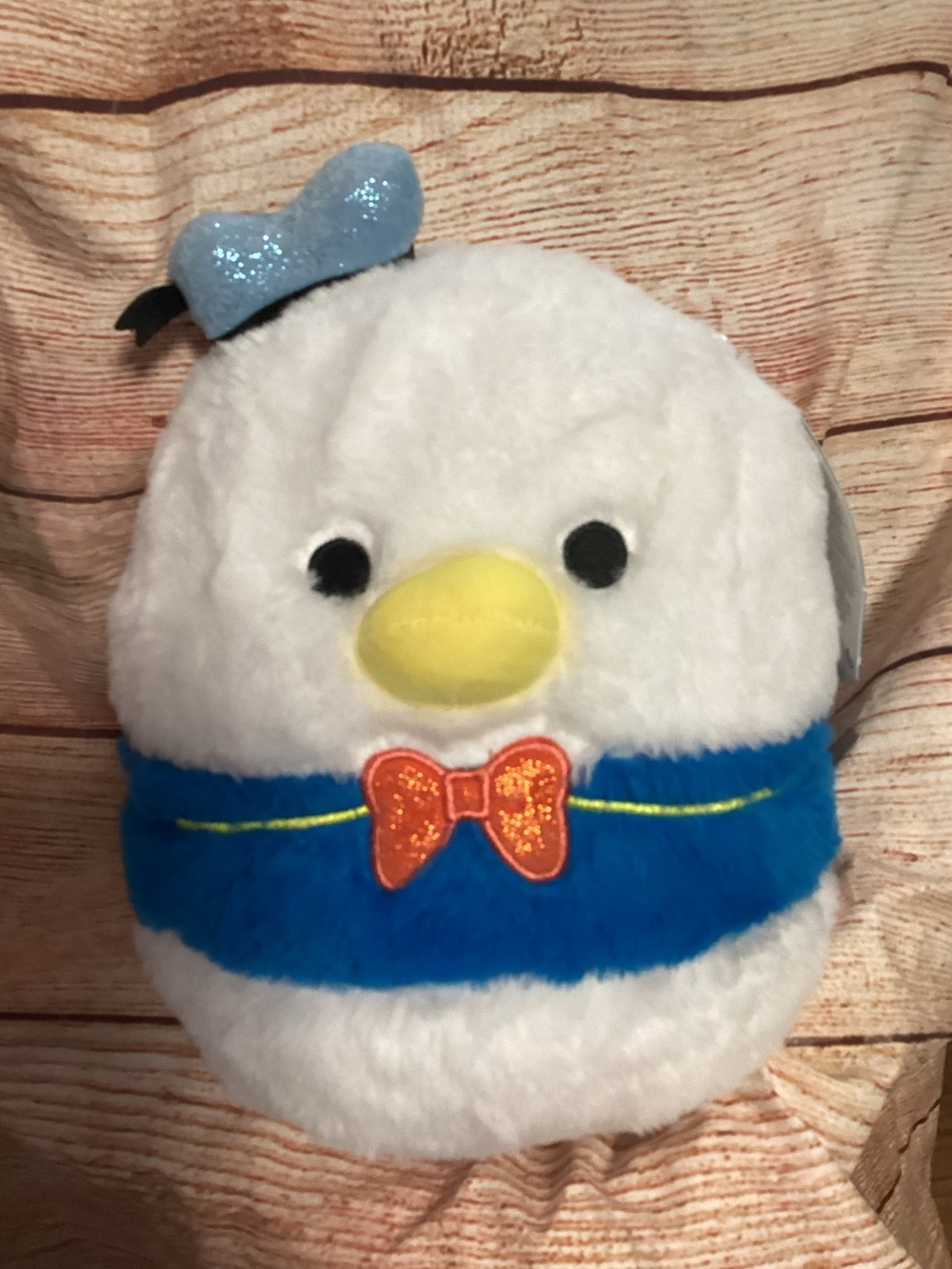Disney Donald Duck Fuzzamallow 9” plush-NEW